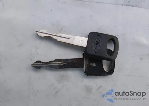 2006 Ford E-350 Super Duty Xl/Xlt z USA, uszkodzony, nr VIN 1FBSS31L66DA90631